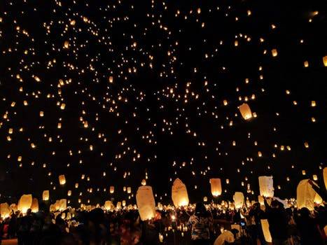 lanternes enflammées pour illuminer votre inauguration en PACA